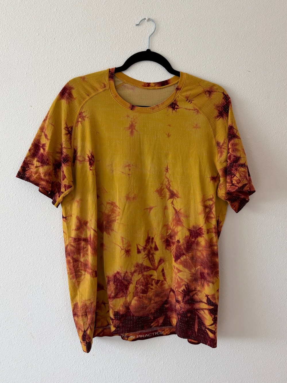 Lululemon men’s top size large